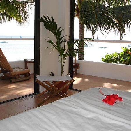 Artista Beach Villa Balabag  Szoba fotó