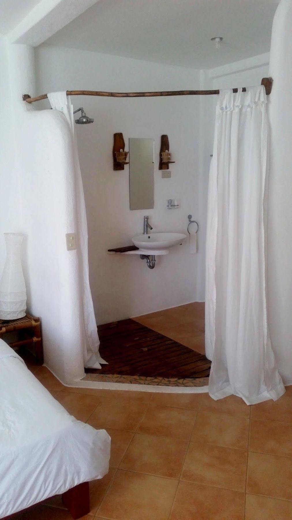 Artista Beach Villa Balabag  Kültér fotó