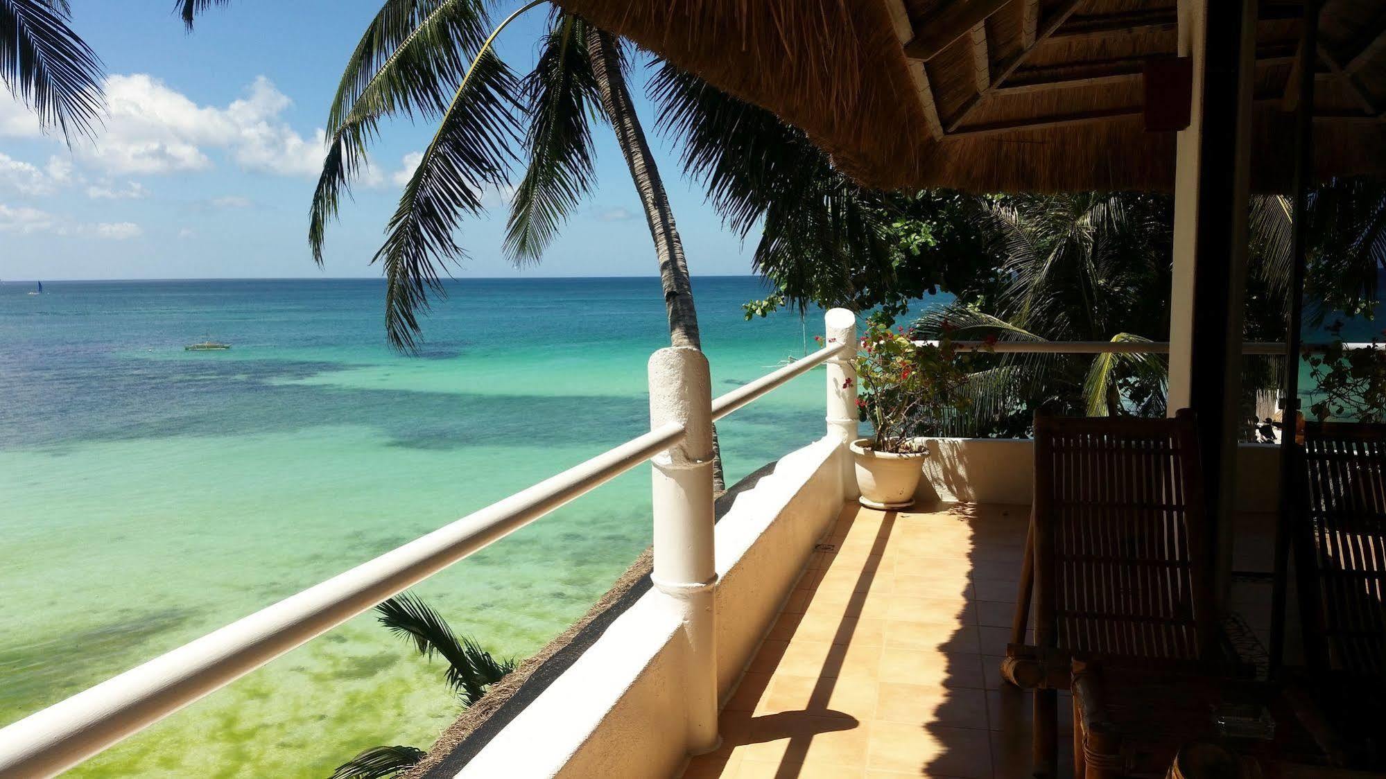 Artista Beach Villa Balabag  Kültér fotó